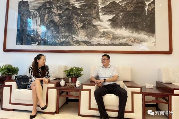 中国法制要案研究所与北京辉诺律师事务所举行战略合作签约仪式
